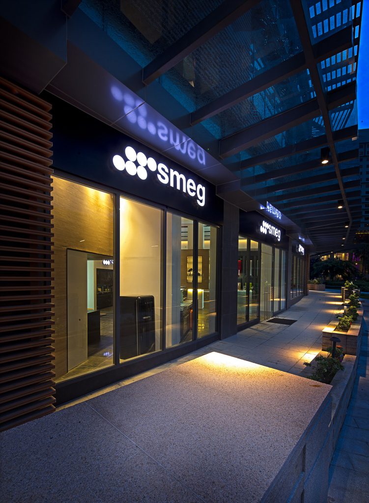 The SMEG Park Terraces store is now officially open to the public. Interested buyers can drop by the store from 10am – 8pm, at West Street corner Arnaiz Avenue. PHOTO: SMEG PHILIPPINES